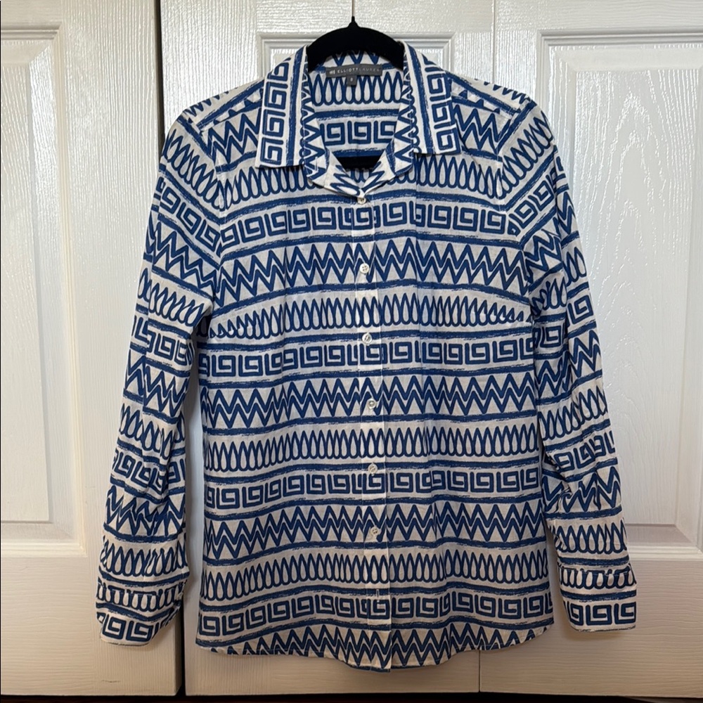 Elliott Lauren - like new - Blue and White Patterned Button-Up Shirt